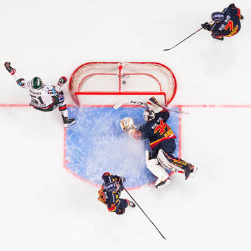 Frölundas Mats Rosseli Olsen jublar