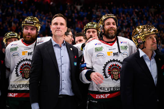 Frölundas tränare Roger Rönnberg och Joel Lundqvist