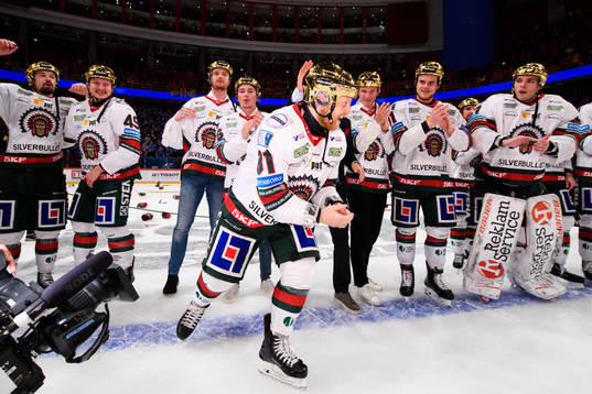 Frölundas Ryan Lasch jublar