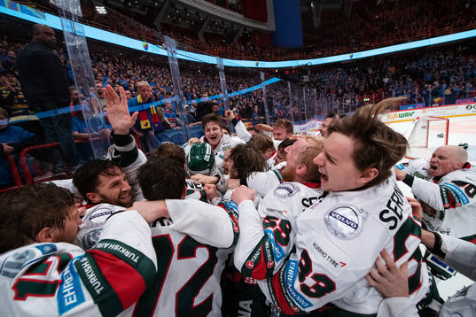 Frölundas Joel Lundqvist, Simon Hjalmarsson och målvakt