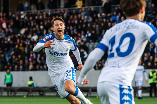 IFK Göteborgs Måns Saebbö jublar efter 2-2