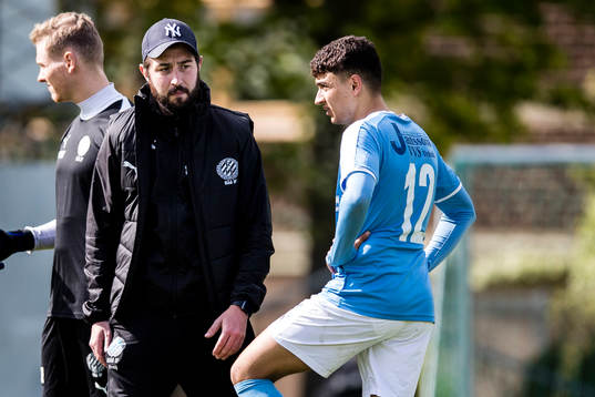 Råås assisterande tränare Hampus Freij och Ahmad Abed