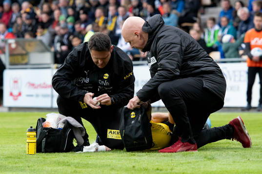 Simen Rafn of Lillestrøm in pain