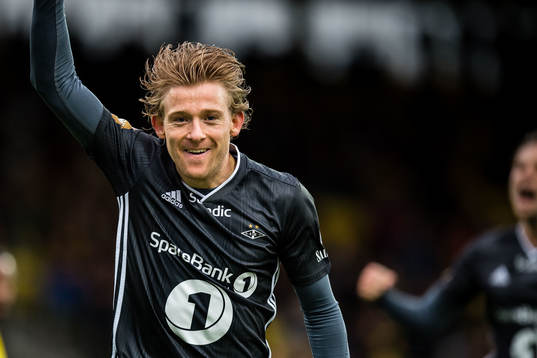 Yann-Erik de Lanlay of Rosenborg celebrates