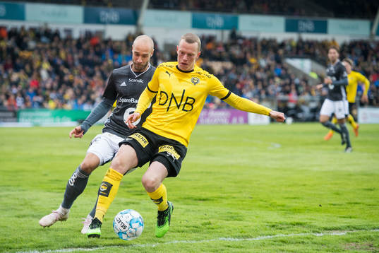 Tore Reginiussen of Rosenborg and Daniel Gustavsson of Lillestrøm