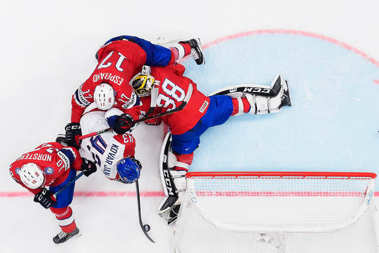 Mattias Nørstebø, Stefan Espeland and goaltender Henrik