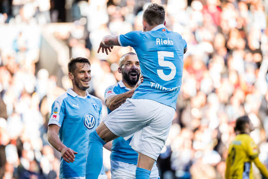 Malmö FFs Sören Rieks och Behrang Safari jublar efter 3-1