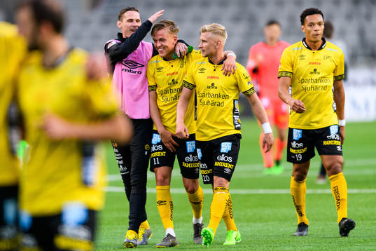 Elfsborgs Jesper Karlsson klappas om