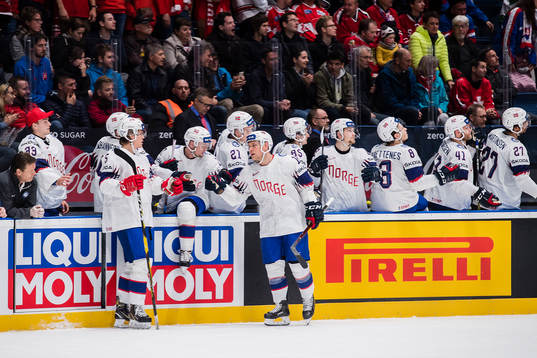 Tobias Lindström of Norway celebrates
