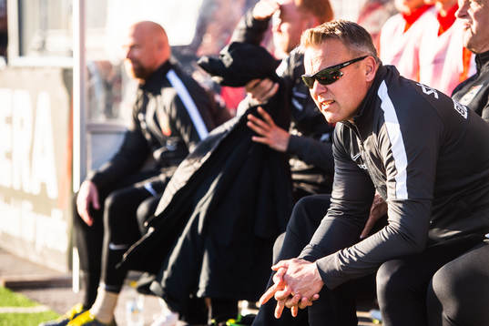 Brommapojkarnas tränare Roberth Björknesjö