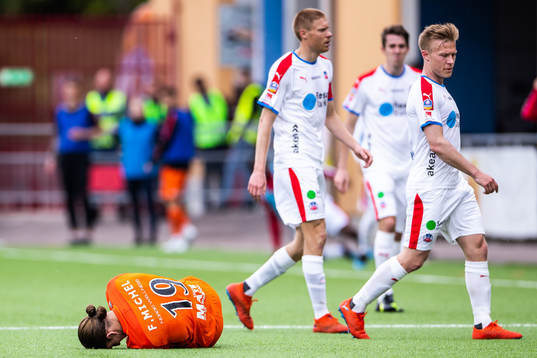 AFC Eskilstunas Felix Michel Melki har ont