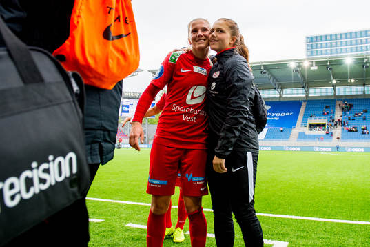 Emilie Nautnes of Arna-Bjørnar