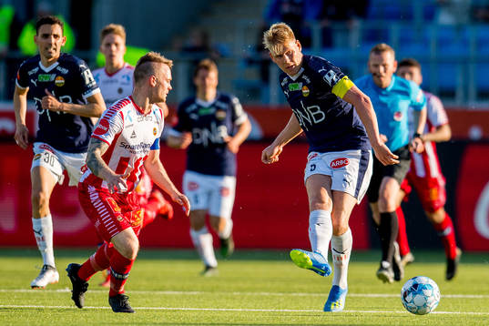 Kent-Are Antonsen of Tromsø and Jakob Glesnes of Strømsgodset