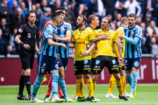 Djurgårdens Haris Radetinac och Elfsborgs Pawel Cibicki
