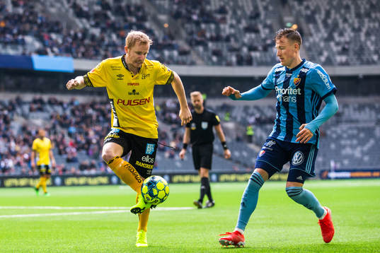 Elfsborgs Simon Lundevall och Djurgårdens Fredrik Ulvestad