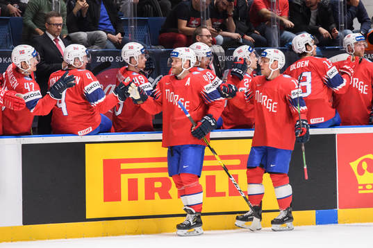 Tobias Lindström of Norway celebrates