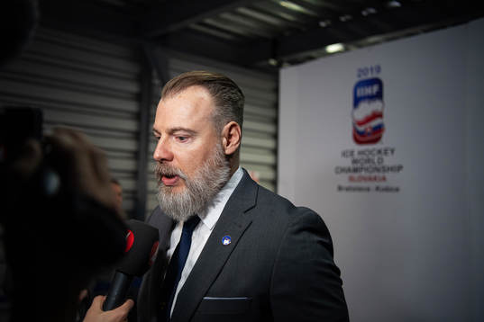 head coach Rikard Grönborg