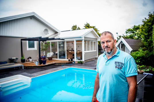 Robert Burakovsky hemma i villan i Bunkeflostrand