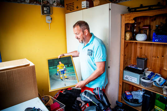 Robert Burakovsky hemma i villans garage i Bunkeflostrand