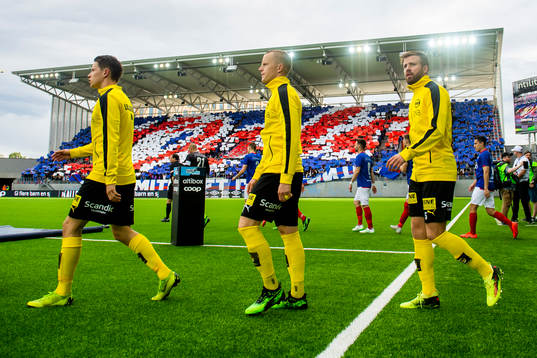 Kristoffer Ødemarksbakken, Daniel Gustavsson and Simen Rafn of Lillestrøm ahead of the Eliteserien match between Vålerenga and Lillestrøm on May 25, 2019 in Oslo. 