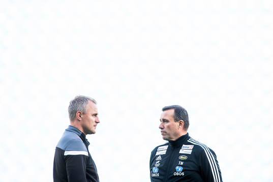 Bengt Sæternes, head coach of Sandnes Ulf, and Tom Nordlie, head coach of Skeid, ahead of the OBOS-ligaen match between Skeid and Sandnes Ulf on May 26, 2019 in Oslo. 
