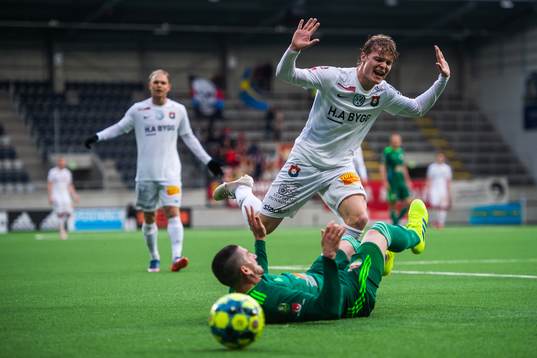 Dalkurds Irfan Jasarevic och Örgrytes Freddie Brorsson
