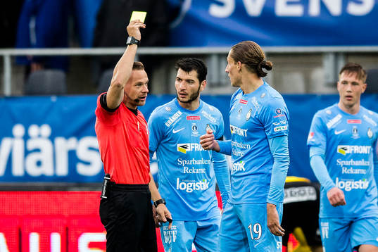 AFC Eskilstunas Felix Michel Melki varnas