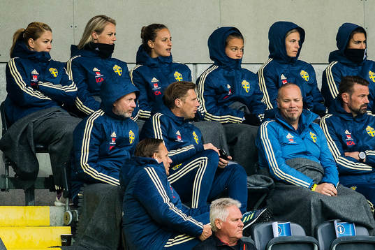 Sveriges damlandslagsspelare och förbundskapten Peter