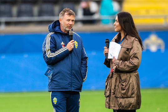 Peter Gerhardsson, Förbundskapten för Sverige damlandslag