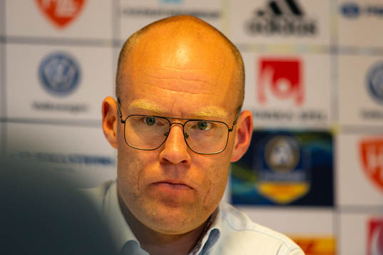 Sundsvalls tränare Joel Cedergren på presskonferansen