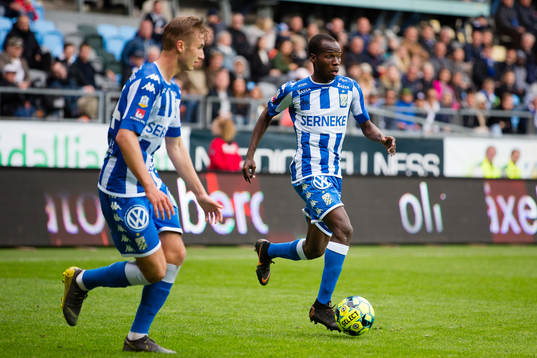 IFK Göteborgs Benjamin Nygren och Alhassan Yusuf Abdullahi