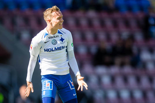 IFK Norrköpings Gudmundur Thórarinsson reagerar