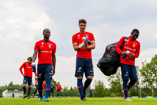 Robert Williams, Filip Møller Delaveris and Joshua Kitolano of Norway