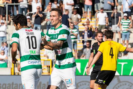 Västerås Karwan Safari och Filip Tronet jublar