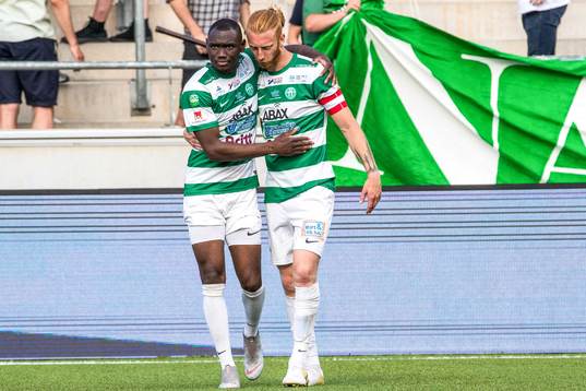 Västerås Ravy Tsouka Dozi och Calle Svensson