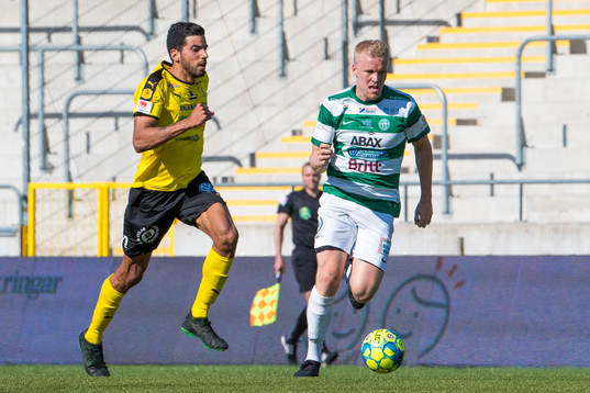 Frejs Pedro Ribeiro och Västerås Simon Johansson