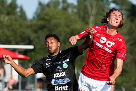 Västerås Brian Span och Degerfors Gustav Granath