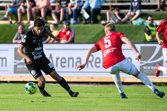 Västerås Karwan Safari utmanar Degerfors Oliver Ekroth