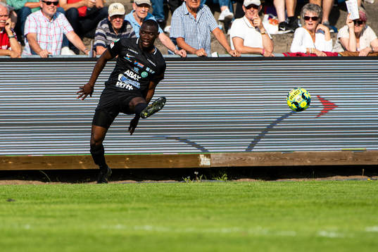 Västerås Ravy Tsouka Dozi