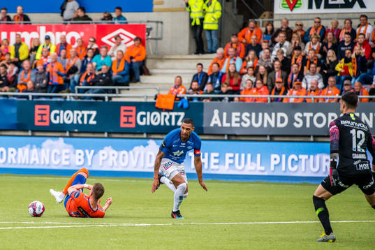Lunan Ruben Gabrielsen of Molde
