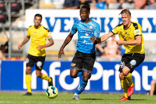 Halmstads Sadat Karim och Frejs Kim Skoglund