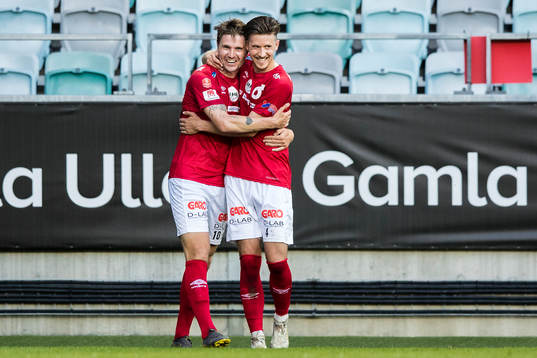 Degerfors Marcus Astvald jublar