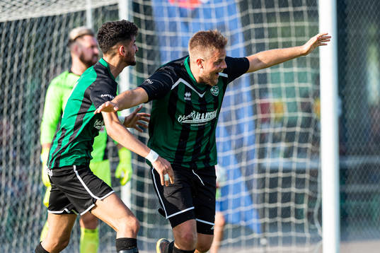 Högaborgs Emil Nilsson jublar