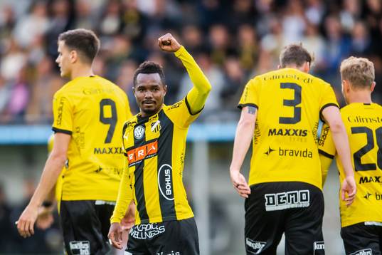 Häckens Nasiru Mohammed jublar