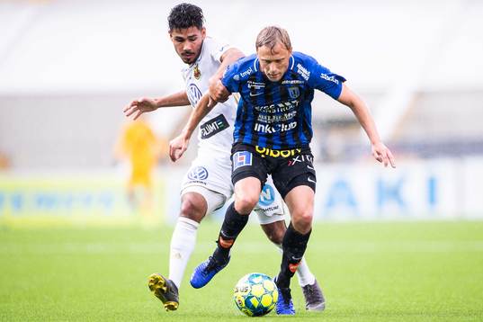 Östersunds Hosam Aiesh och Sirius Christer Gustafsson