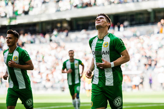 Hammarbys Vidar Örn Kjartansson jublar
