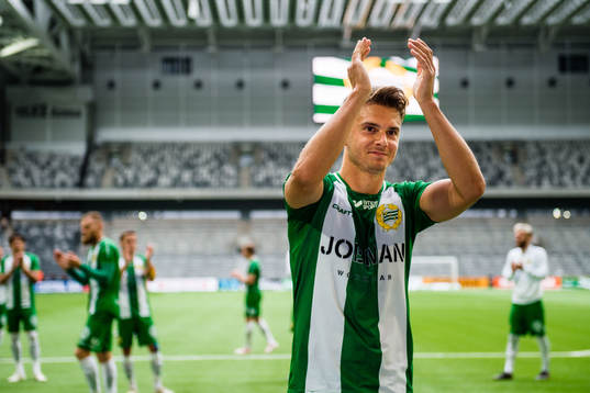 Hammarbys Alexander Kacaniklic jublar