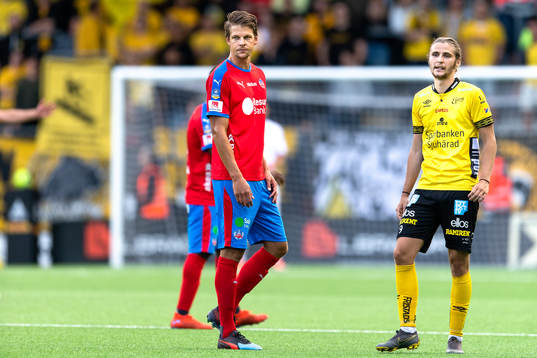 Helsingborgs Fredrik Liverstam och Elfsborgs Pawel Cibicki