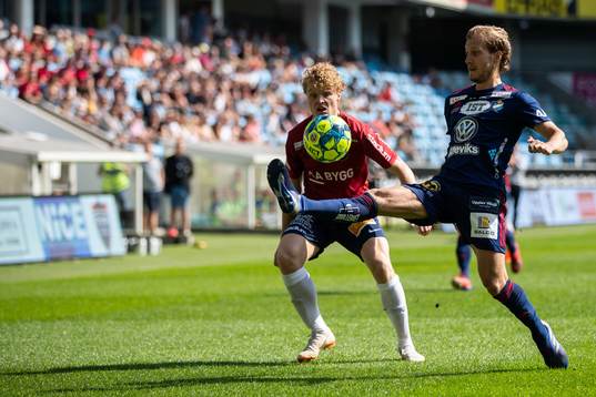 Örgrytes Freddie Brorsson och Östers Oliver Silverholt