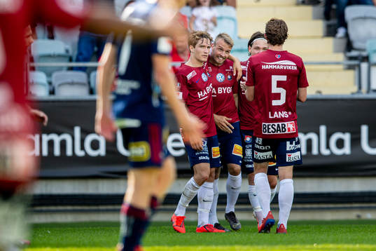 Örgrytes Simon Nilsson, Filip Almström Tähti, Anton Lans